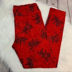 LuLaRoe Cupid Valentines Day Tall & Curvy Legging